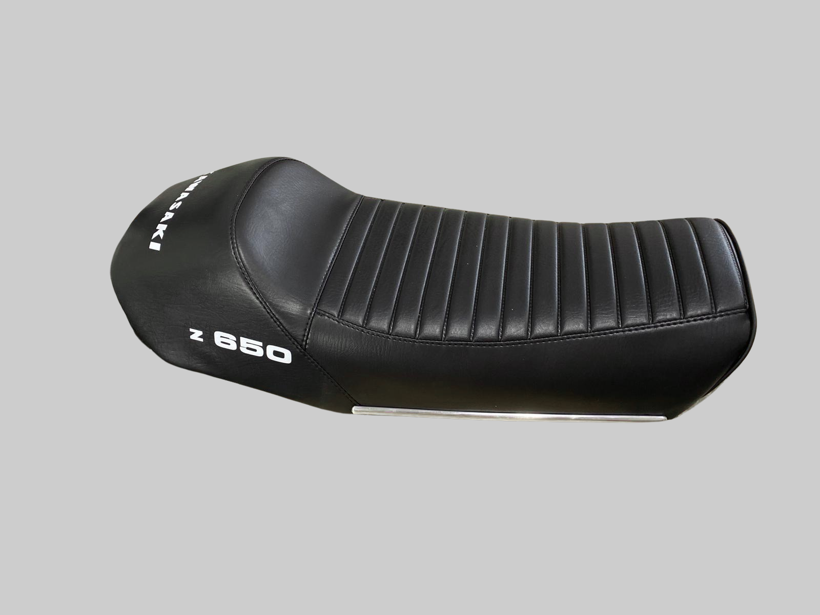 Housse-de-Z650-Giuliari-682c6931a3fc9.png